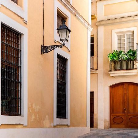 Genteel Home Pasaje Santa Cruz Sevilla Exterior foto