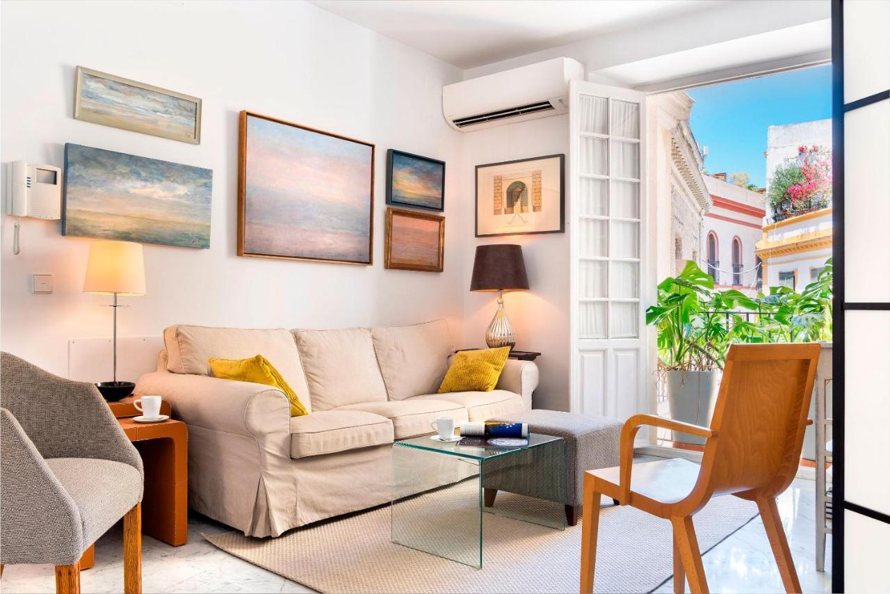 Genteel Home Pasaje Santa Cruz Sevilla Exterior foto