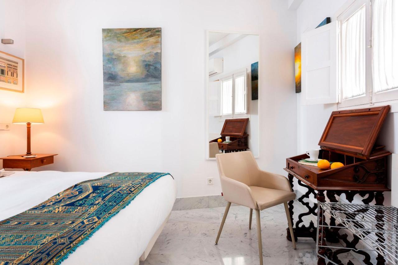 Genteel Home Pasaje Santa Cruz Sevilla Exterior foto
